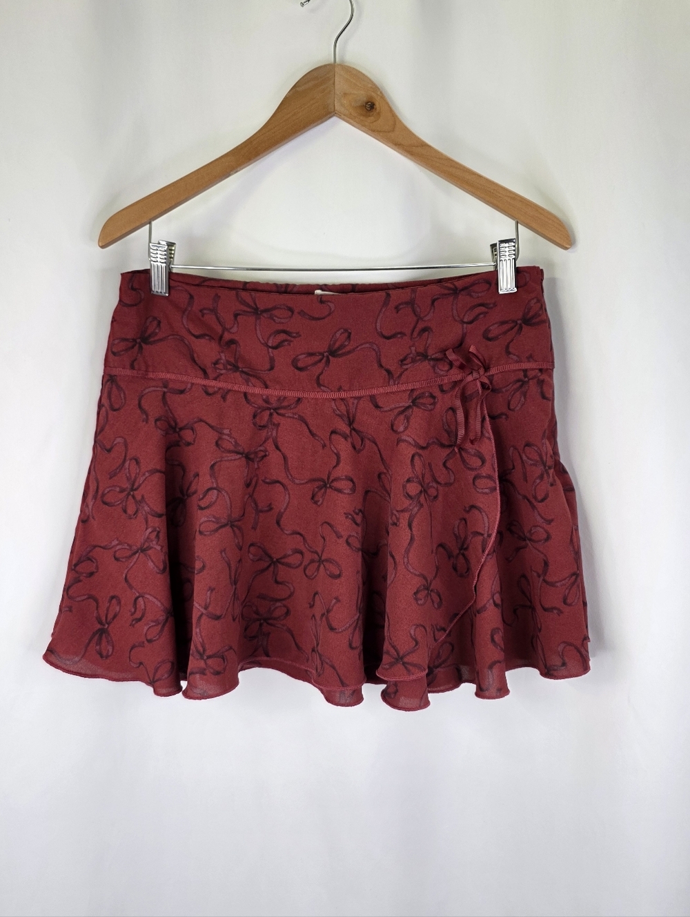 Aeropostale MEDMini Skirt Skort Burgundy Bow Print Coquette Dark Moody Preppy - Picture 3 of 16
